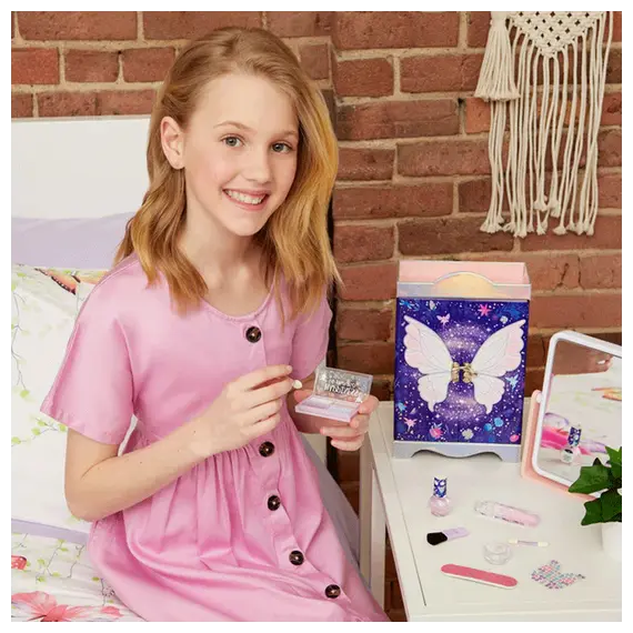 კოსმეტიკის ნაკრები Make It Real 3C4G Fairy Wardrobe Cosmetic Set, 5 imageკოსმეტიკის ნაკრები Make It Real 3C4G Fairy Wardrobe Cosmetic Set, 5 imageკოსმეტიკის ნაკრები Make It Real 3C4G Fairy Wardrobe Cosmetic Set, 5 image