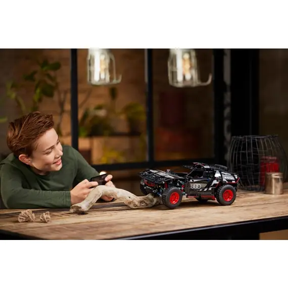 ლეგო LEGO Tech Audi RS Q e-tron, 7 imageლეგო LEGO Tech Audi RS Q e-tron, 7 imageლეგო LEGO Tech Audi RS Q e-tron, 7 image