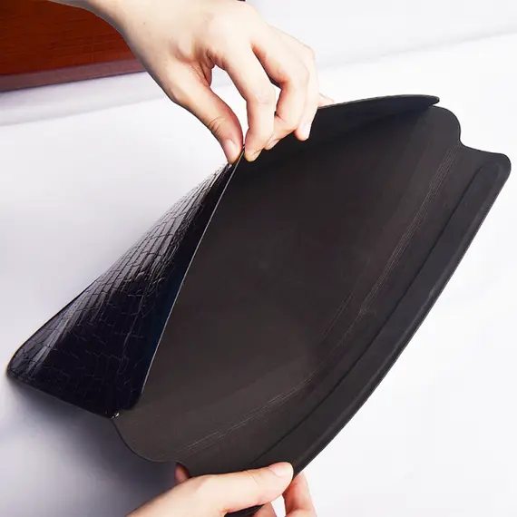 WiWU 13.3'' Skin Croco Genuine Leather Sleeve Black, 4 imageWiWU 13.3'' Skin Croco Genuine Leather Sleeve Black, 4 imageWiWU 13.3'' Skin Croco Genuine Leather Sleeve Black, 4 image